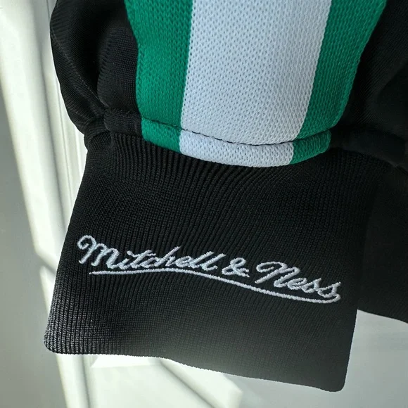 Mitchell & Ness Philadelphia Eagles Black Track Jacket XXL - Picture 4 of 7
